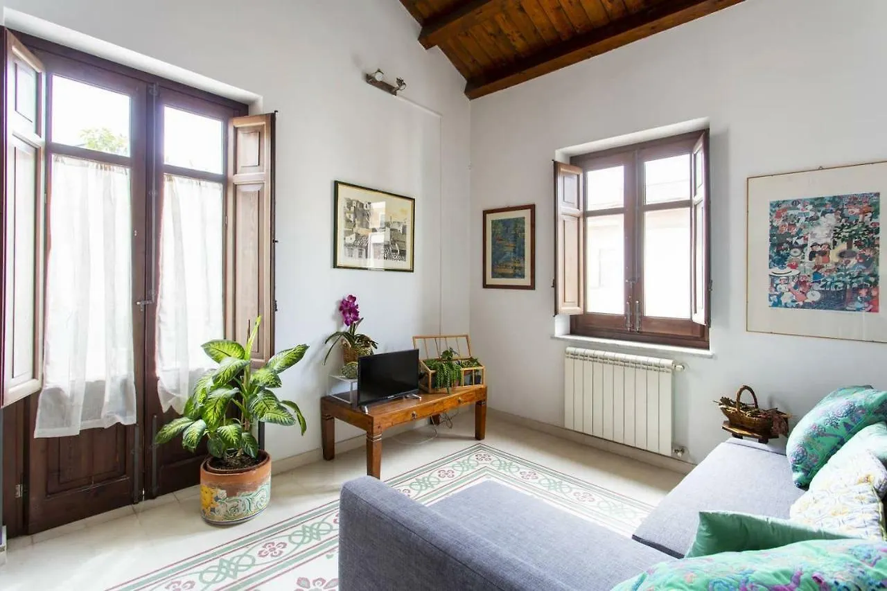 Anna'S Home In Historical Center Palermo Apartamento